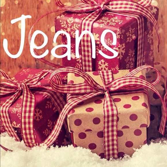 Jeans - Picture 3 of 4